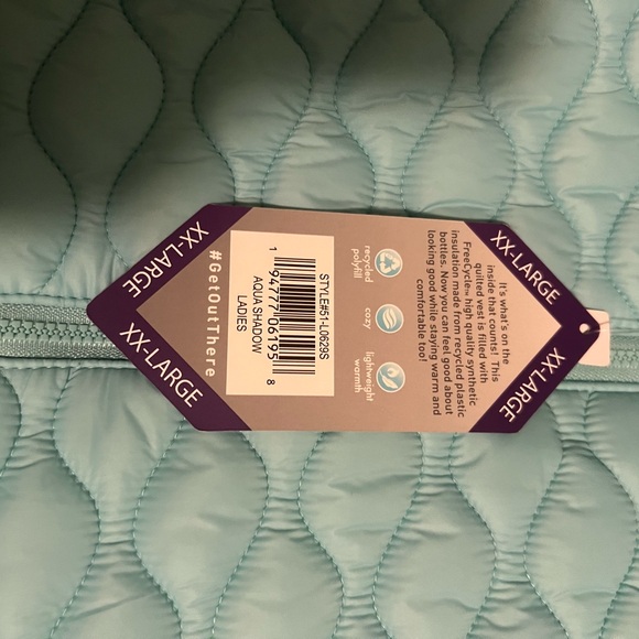 Quilted vest by “Free Country “. This vest is nwt. - Picture 4 of 5